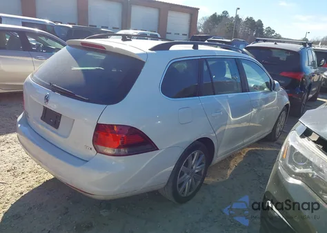 2013 Volkswagen Jetta Sportwagen 2.0L Tdi from USA, damaged, VIN 3VWPL7AJ3DM673791